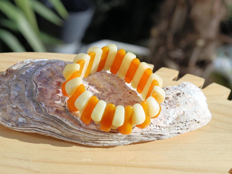 Amber Natural Amber Antique bracelet. Baltic Amber Bracelet, Amber is fossilized tree resin