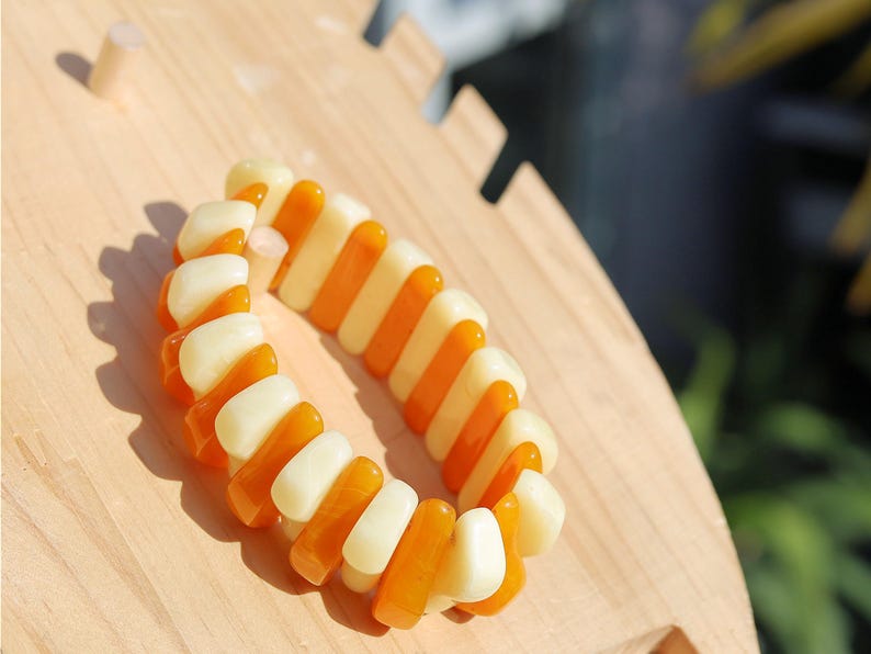 Amber Natural Amber Antique bracelet. Baltic Amber Bracelet, Amber is fossilized tree resin