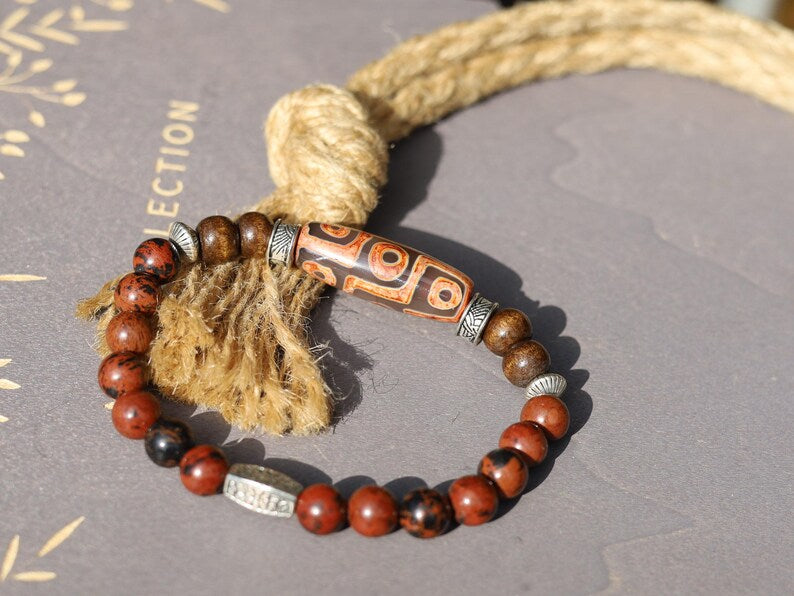Old DZI Tiger’s pattern Bracelet with Weathered Brown Natural Bodhi Round Beads bracelet. As a spiritual guardian, safety and  well-being
