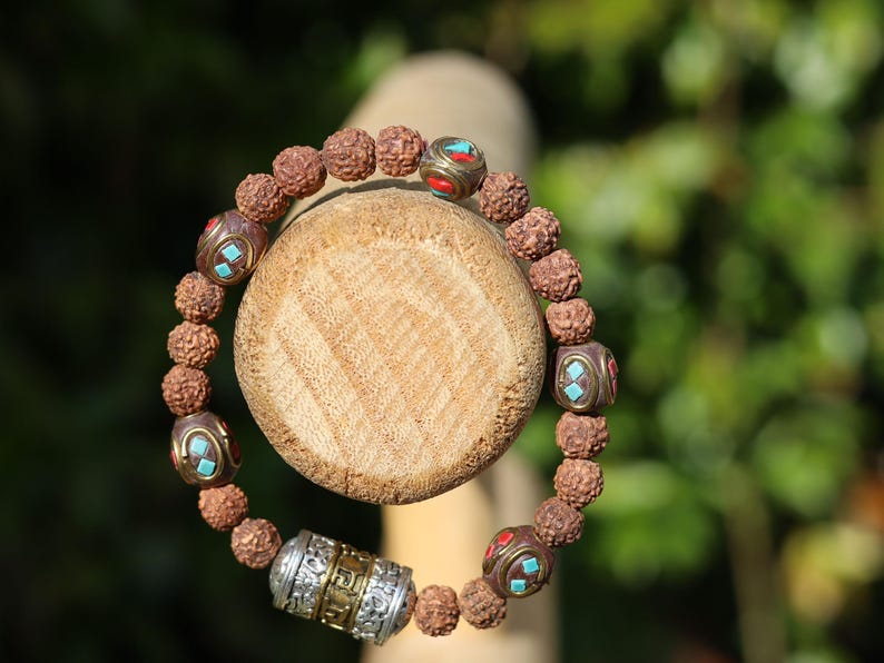 Collector Grade Tibetan 3-Eyed Dzi Bead Bracelet – Antique Old Agate Amulet. Own a piece of ancient spiritual heritage
